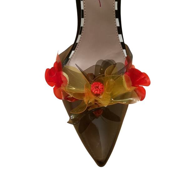 BETSEY JOHNSON “SAVVIE” STATEMENT MAKING FLORAL ACCENT PUUMPS NWOB 7 - Picture 7 of 10
